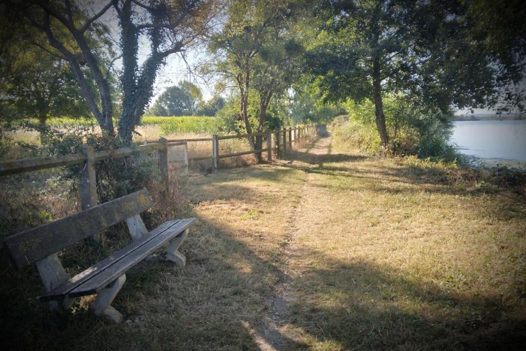 Le Barrage Daire Port-Mort Dış mekan fotoğraf
